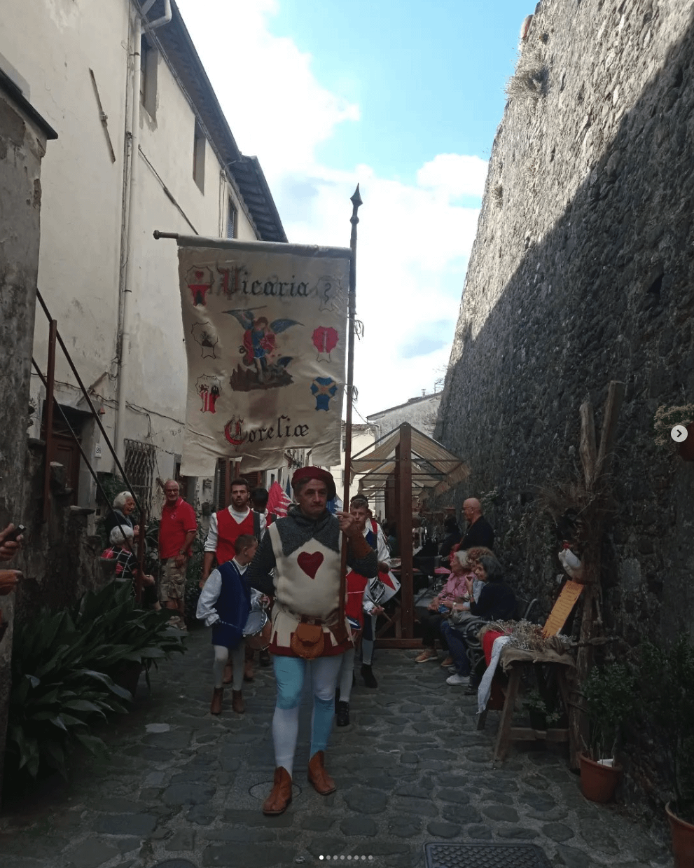 Elena Benvenuti tourist guide Instagram